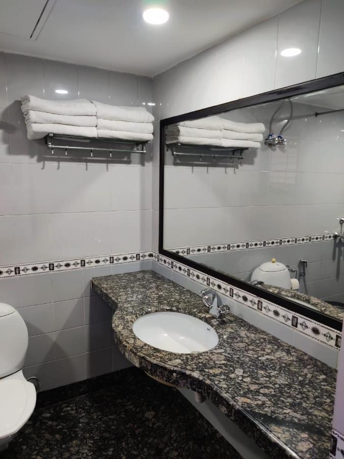 Elgin Suites コルカタ エクステリア 写真