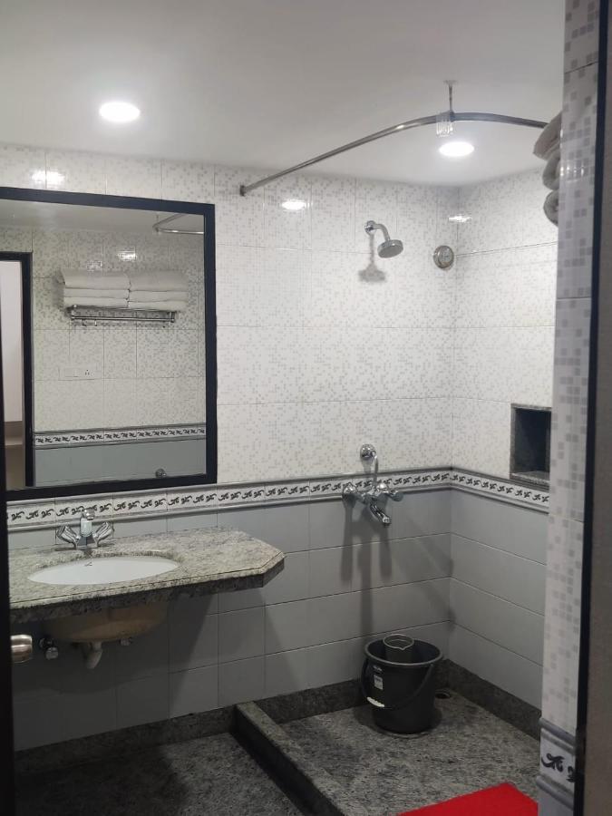 Elgin Suites コルカタ エクステリア 写真